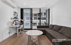 214/1060 Dandenong Road, Carnegie, Vic 3163