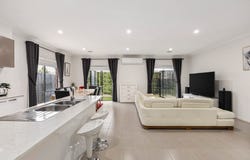 47 Splendour Circuit, Diggers Rest, Vic 3427