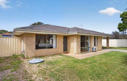15 Giles Place, Waikiki, WA 6169