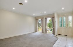 1/71 Victoria Street, Drouin, Vic 3818