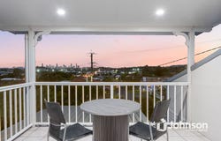 11 Wilgarning Street, Stafford Heights, Qld 4053