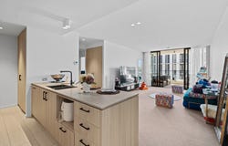 604/1 Earle Lane, Toowong, Qld 4066
