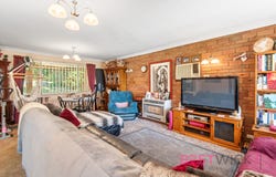16 Casey Circuit, West Bathurst, NSW 2795