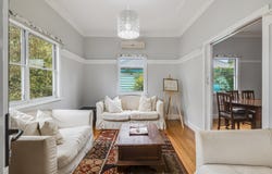13 Pitt Street, East Toowoomba, Qld 4350