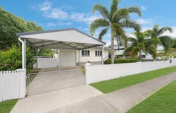 221 HUGH STREET, Currajong, Qld 4812