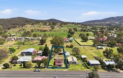 20 Coach Street, Wallabadah, NSW 2343