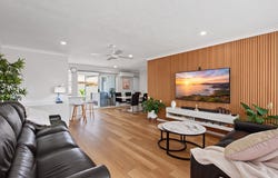 17/30 St Kevins Avenue, Benowa, Qld 4217