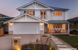 12 Jones Avenue, Mollymook Beach, NSW 2539