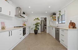 100 Darwin Drive, Llanarth, NSW 2795