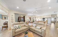 6 Sittella Drive, Berwick, Vic 3806