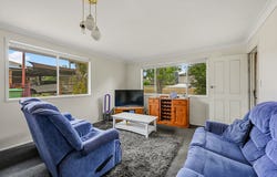 1 & 2/62 Hoepper Street, Kearneys Spring, Qld 4350