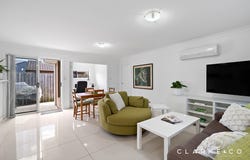 2/142A Marsden Street, Shortland, NSW 2307