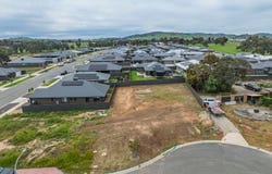 5 Wallaby Court, Thurgoona, NSW 2640