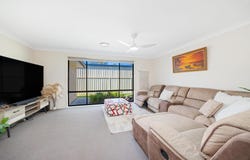 42 Abel Tasman Drive, Lake Cathie, NSW 2445