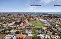 32 Loch Avenue, St Kilda East, Vic 3183