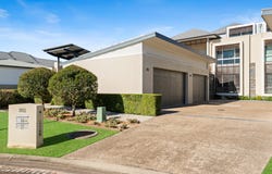 11/802 Glades Drive, Robina, Qld 4226