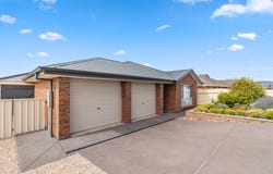 10 Gill Street, Moonta Bay, SA 5558