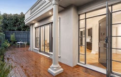 2/6 Tracey Crescent, Brighton, Vic 3186