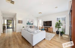35 Serene Way, Clyde North, Vic 3978