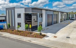 1/68 Jardine Drive, Redland Bay, Qld 4165