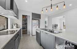 11 Soe Street, Redbank, Qld 4301