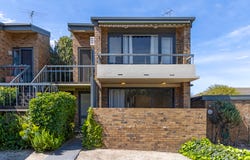 4/60 Beach Road, Mentone, Vic 3194