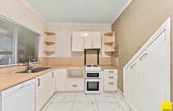 2/528 Varley Street, Yorkeys Knob, Qld 4878