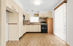 52 Lorraine Crescent, Jacana, Vic 3047