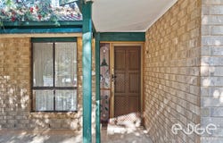 17 Leicester Grove, Andrews Farm, SA 5114