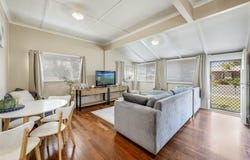 48 Moore Park Road, Moore Park Beach, Qld 4670