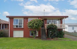 168 Steele Street, Devonport, Tas 7310