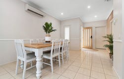 6/2 Coventry Drive, Sandhurst, Vic 3977