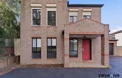 9a Mccubbin Place, Casula, NSW 2170