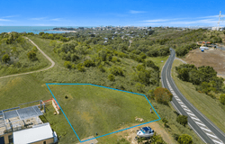12 Paradise Way, Emu Park, Qld 4710