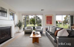 2 Narooma Place, Port Melbourne, Vic 3207
