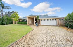 6 Blackbutt Way, Canning Vale, WA 6155
