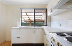 1/271 Government Road, Labrador, Qld 4215