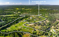 Grand Parkview Stud, 78 Albert Road, Draper, Qld 4520