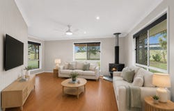 9 Lightwood Court, Cedar Vale, Qld 4285