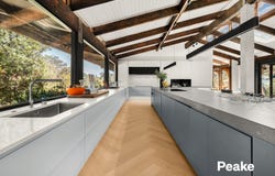 125 High Street, Guys Hill, Vic 3807