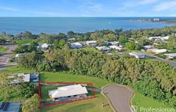 15 Wattle Crescent, Bowen, Qld 4805