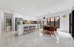 4 Altitude Drive, Botanic Ridge, Vic 3977