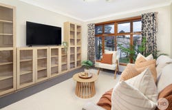 2 Liston Close, Mount Clear, Vic 3350