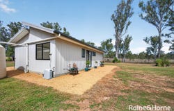 83 Ahern Lane, Pratten, Qld 4370