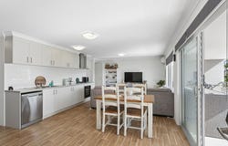 10/3 Donar Street, Innaloo, WA 6018