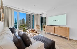 605/18 Enderley Avenue, Surfers Paradise, Qld 4217