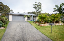 34 Flat Top Drive, Woolgoolga, NSW 2456