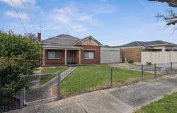 33 Robert Avenue, Broadview, SA 5083
