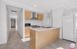 15 Pinaster St, Wallan, Vic 3756
