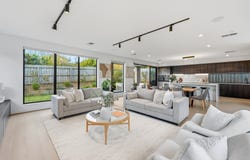 1 Gary Avenue, Hampton East, Vic 3188